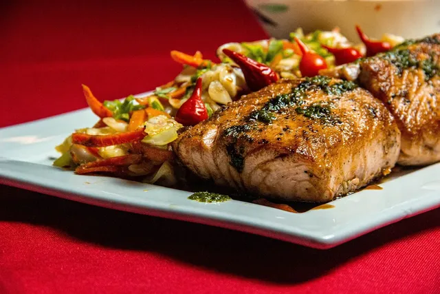 Assiettes en fonction de la cuisine  découvrez la vaisselle artisanale régionale